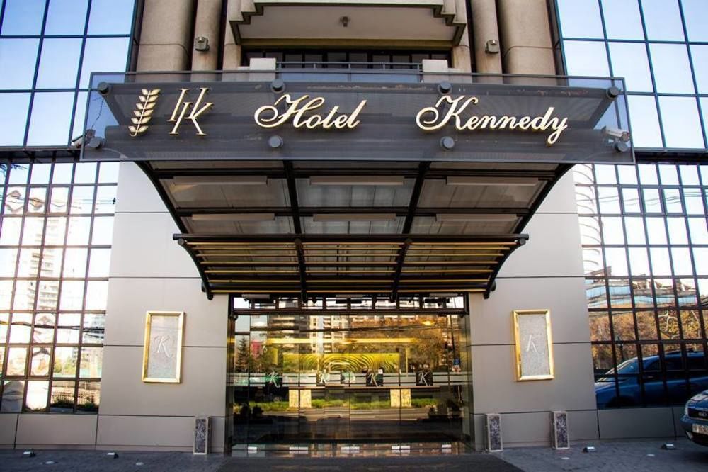Wyndham Garden Kennedy Hotel Santiago